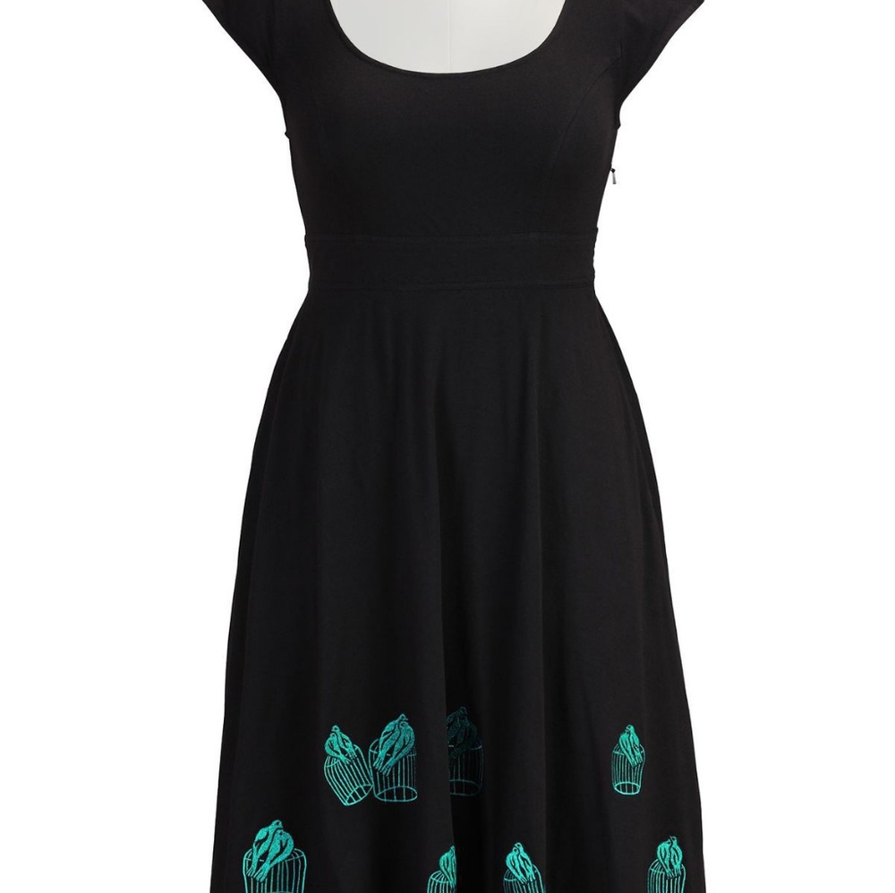 Eshakti Love Bird Embroidered Dress 16W 1X